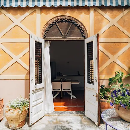 Tatil Evi Giardino Della Kalsa *